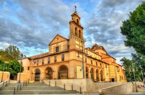 Basílica de Santa Maria de la Victoria