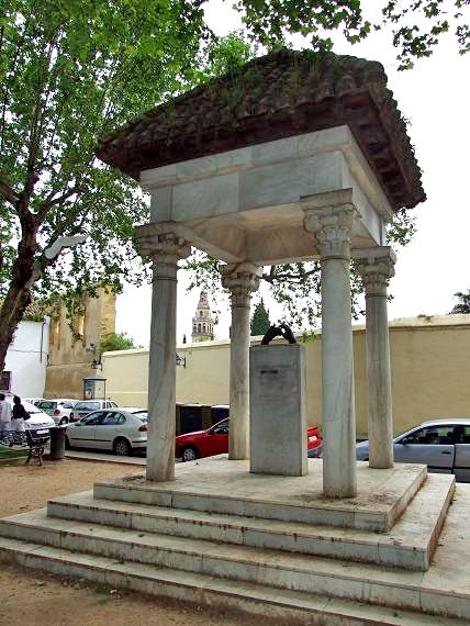 The Monument to the Lovers