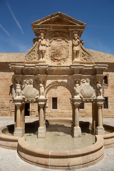 Fountain of Santa María.